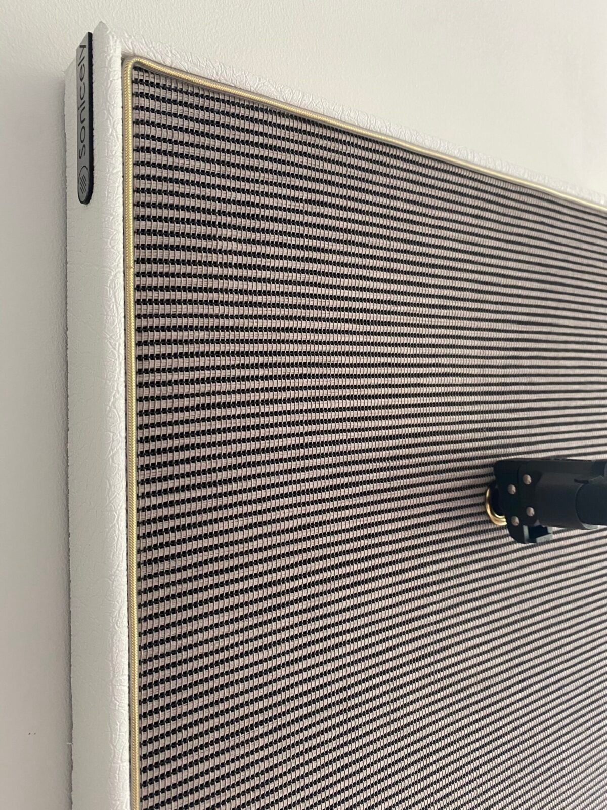 Bluesbreaker speakerdoek met gold piping