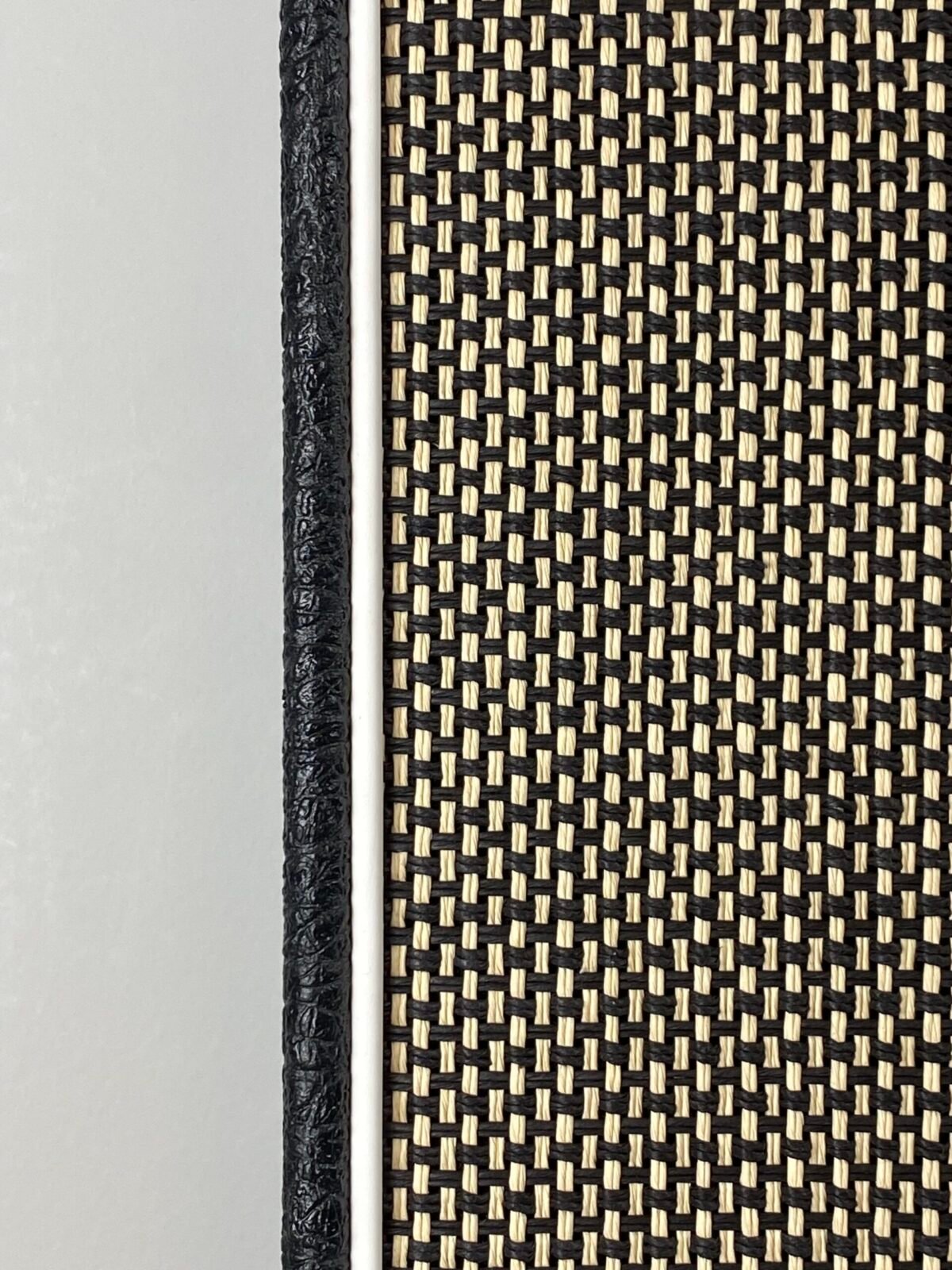 M-Style Salt & Pepper Elephant Black White Piping closeup zijkant akoestisch paneel salt & Pepper