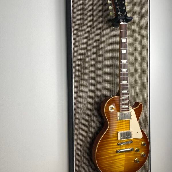 M-Style Salt & Pepper Elephant Black White Piping fullside Akoestisch paneel met gitaar aan haak