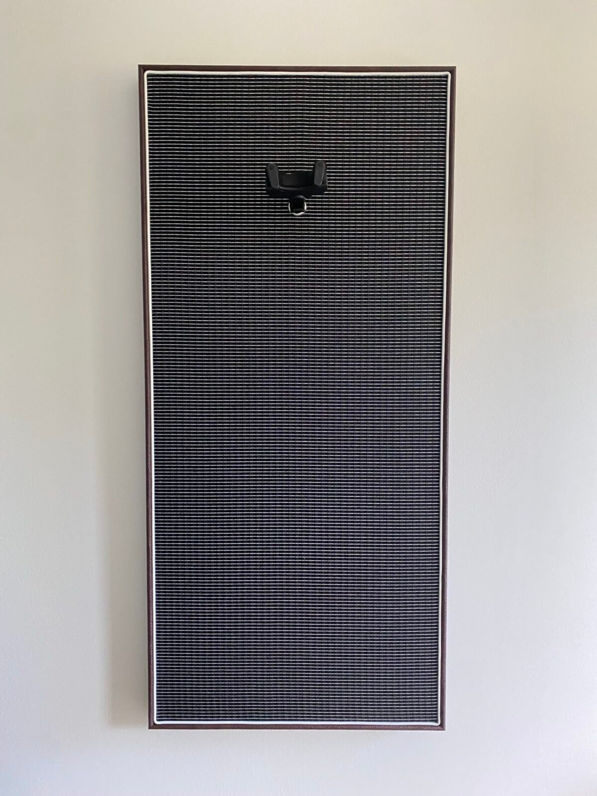 Akoestisch paneel met gitaarhaak